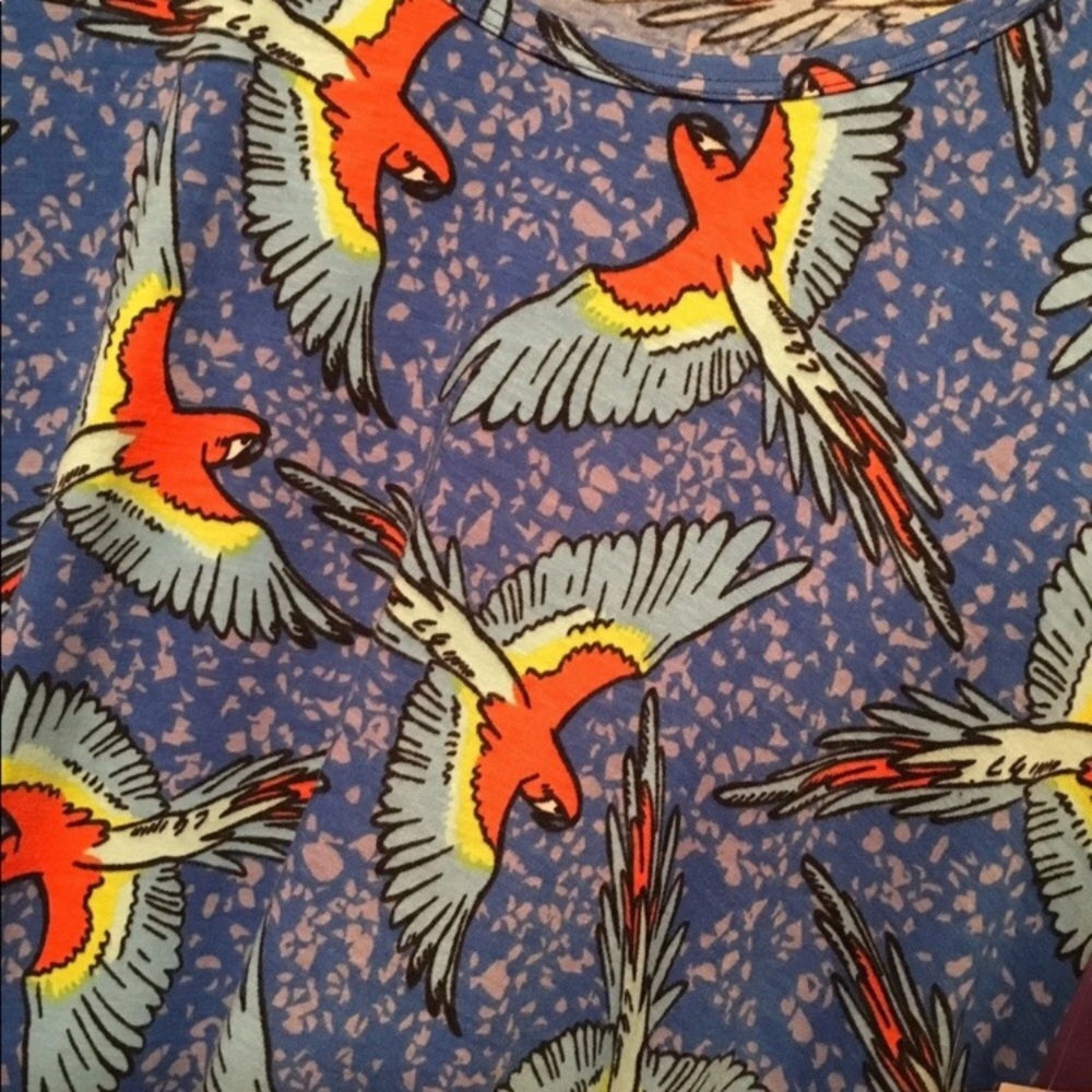 Lularoe shirt